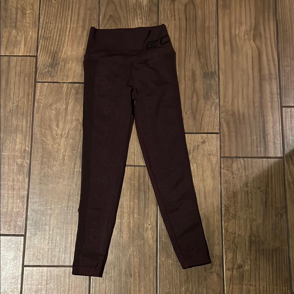 ECHT Burgundy Leggings with Scrunched Butt